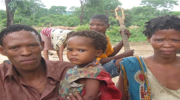 12&ordf; confer&ecirc;ncia CEAUP 2023-2024: Classifica&ccedil;&otilde;es e exclus&otilde;es das minorias &eacute;tnicas San em Angola: Da heran&ccedil;a colonial aos nossos dias